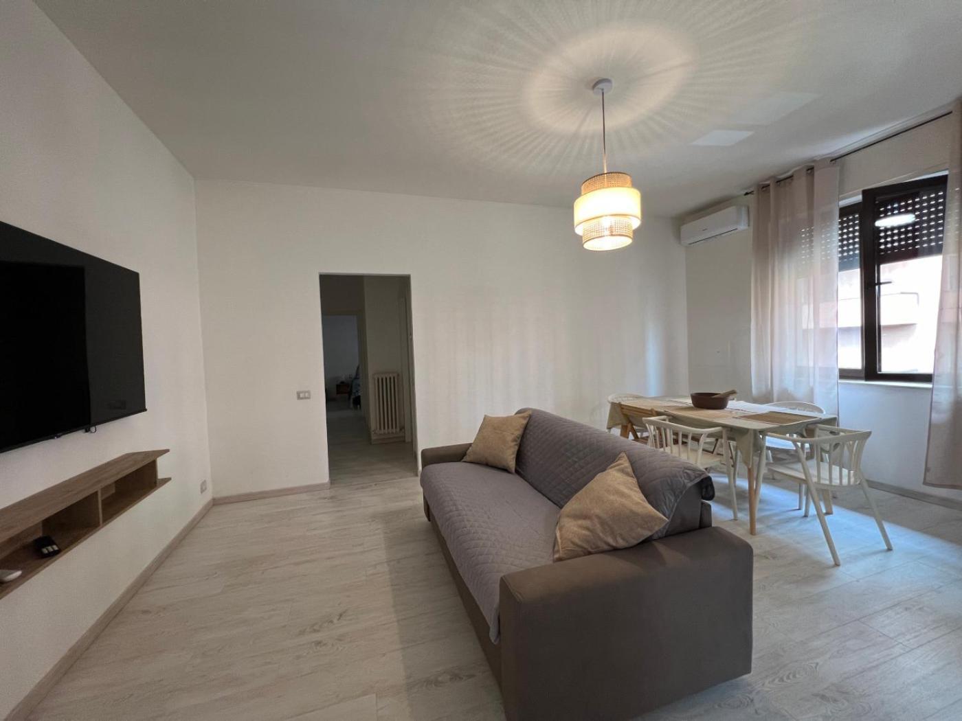 Trilocale Centro Gallarate Exterior photo
